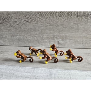 LEGO Lot of 5 Lego Pirate Monkeys Animals