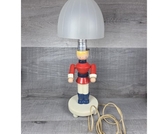 Lámpara de juguete de plástico vintage para guardería, figura de madera de soldado de juguete, MCM Works b264