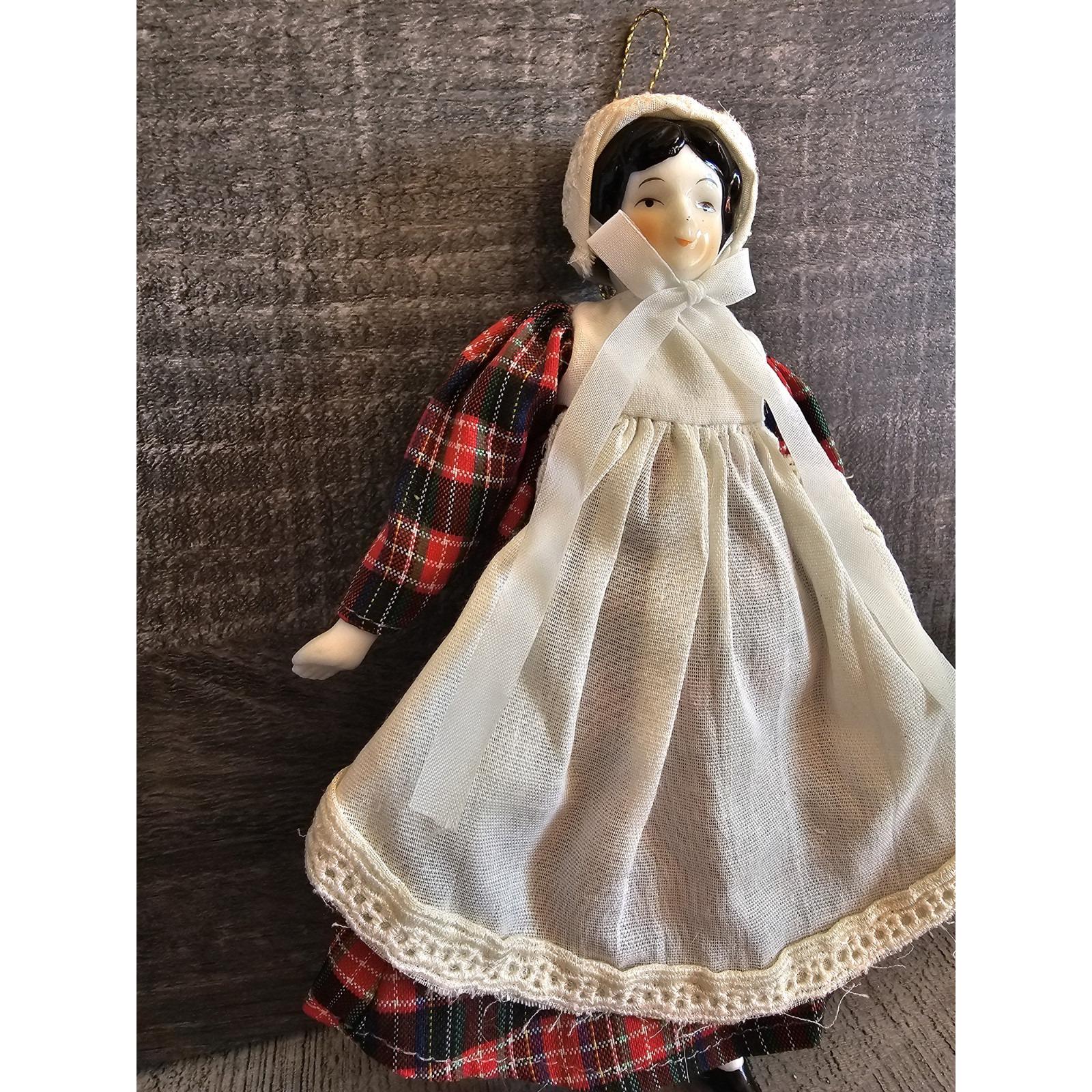 シルヴェストリ社 磁器人形 7.5インチ クリスマス ギンガム