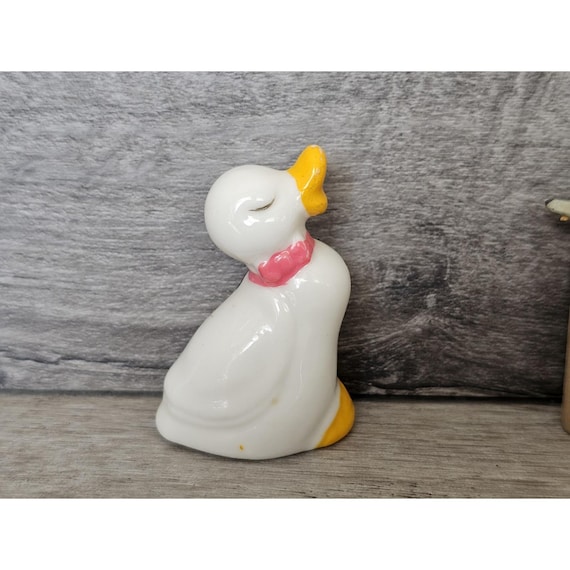 ヴィンテージ木製鳥ミニマグネットフィギュアと陶器製アヒルとカモメの