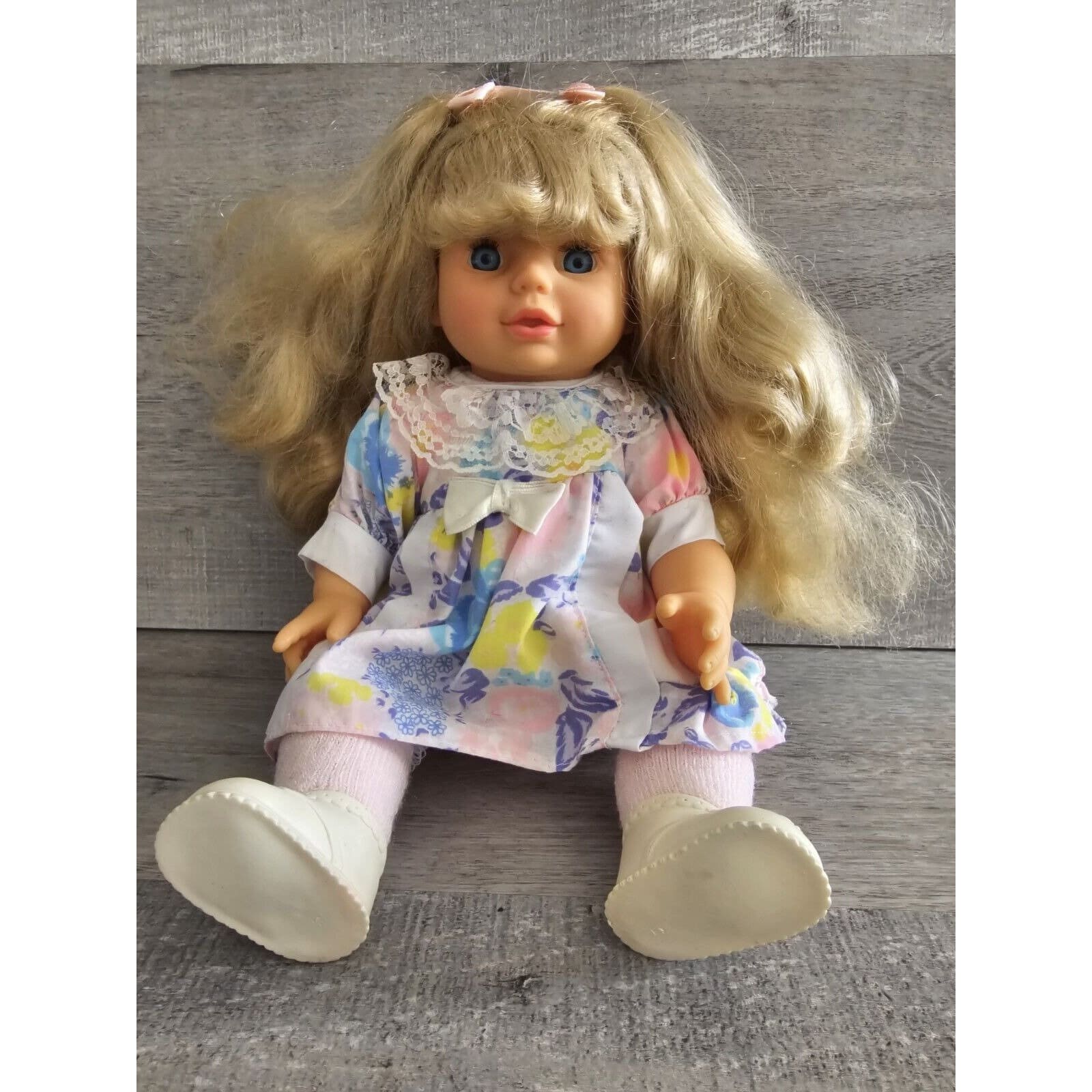 Cititoy Babypop Hard Body Blond Krullend Haar Blauwe Ogen Bloemen Kanten  Jurk Vtg - Etsy België, image size:1600x1600