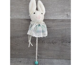 Vtg Easter Bunny Pick 13" Floral Arrangement, Plush Bunny Head Rabbit Wand