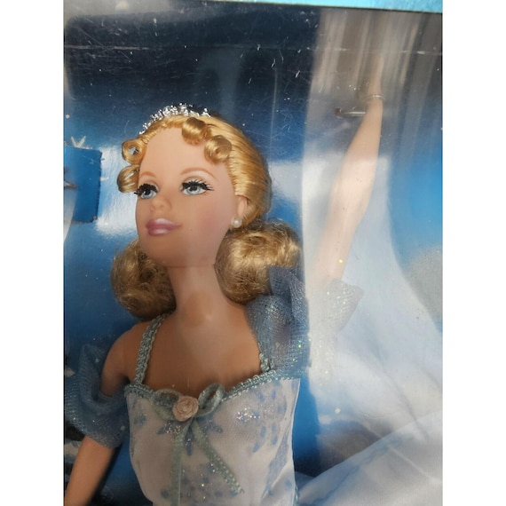 くるみ割り人形のスノーフレーク役のバービー クラシックバレエ