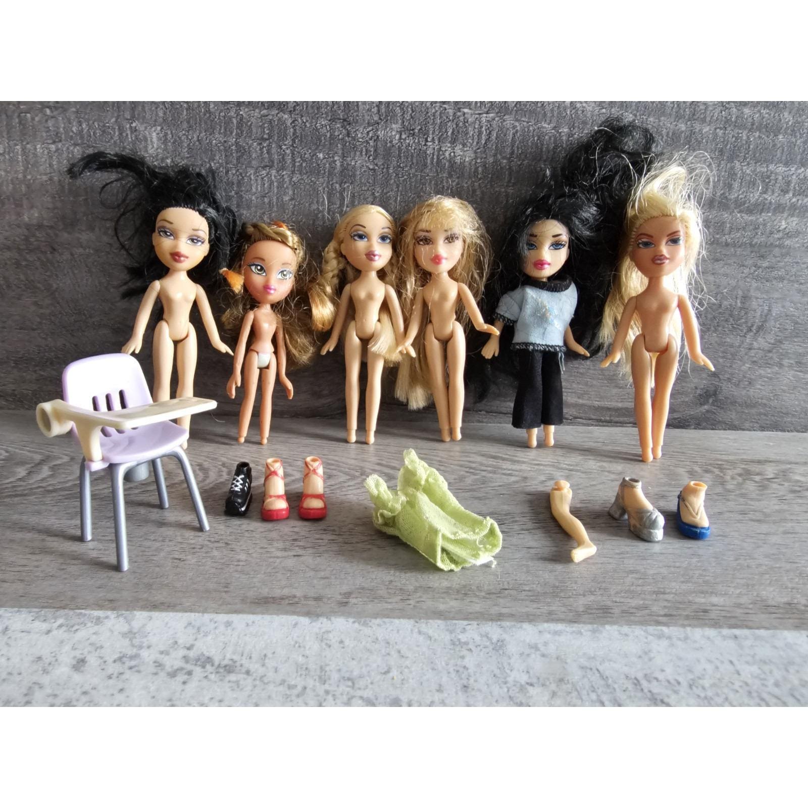 Vintage 2001 Bratz Dollz Lot of 6 Mini 4" BRATZ Dolls #29