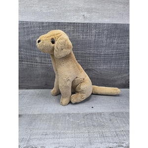 Douglas Plush Dog Yellow Lab Golden Retriever Sitting 9&quot; Cuddle Toys G37