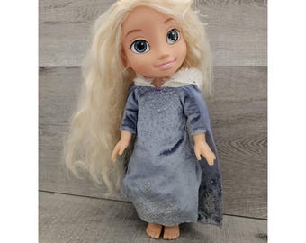Disney Jakks Pacific 12" Princess Elsa Frozen Toddler Baby Doll