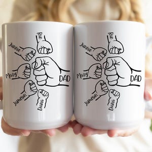 Personalisierte Papa Tasse Benutzerdefinierte Papa Tasse mit Kindernamen Vatertagsgeschenk von Kindervater und Kinderhände Tasse Papa Geschenk von Kinderanpassbaren Becher