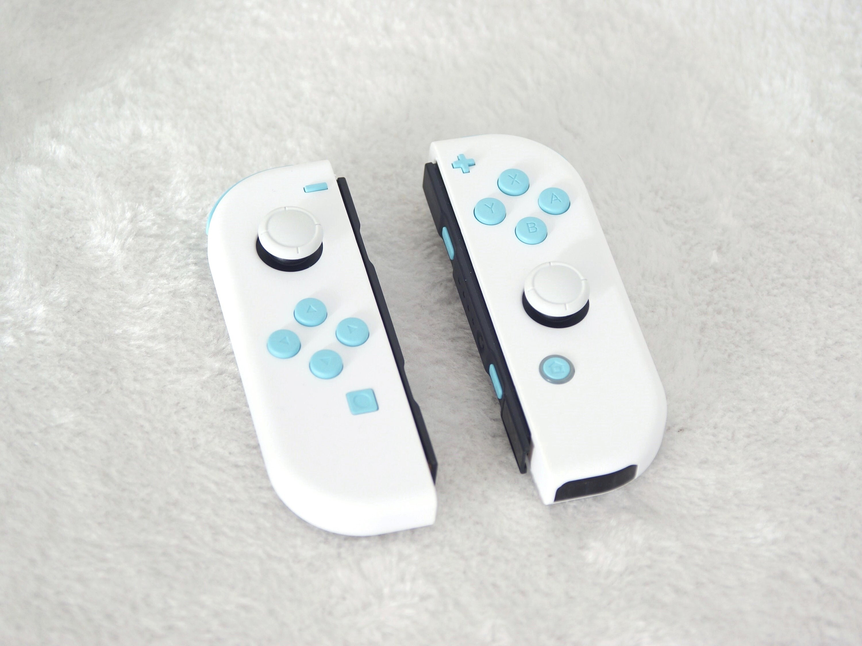 White Custom Nintendo Switch Joy-con Controllers With Sky