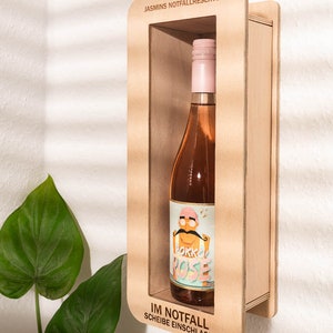 Emergency bottle box 'Break windows in an emergency' Personalized safety box with versatility and style image 1