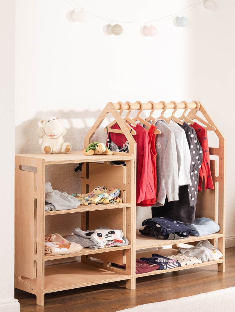 Kindergarderobe mit Kleiderstande und Kommode als Set oder einzeln. Montessori Garderobe für eigenständiges lernen von Kindern Set