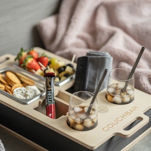 Inexterior Couchbar Couchbutler Snackbar für einen gemütlichen Sofa Abend mit Chips, Snacks und Getränken oder als Geschenk Schwarz