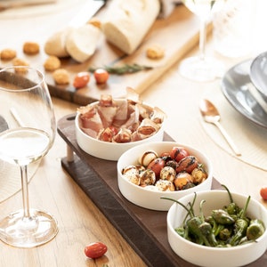 TapasBar aus Holz Perfekt für Snacks oder Tapas Präsentieren Sie Ihre Köstlichkeiten mit Eleganz Bild 10