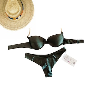 MILITAR GRÜNER BIKINI mit goldenen Ketten | Freche Bikinis | Designer Bikini Set | mit Tasse | Kostenlose Geschenk-Tasche | 24-Stunden-Lieferung