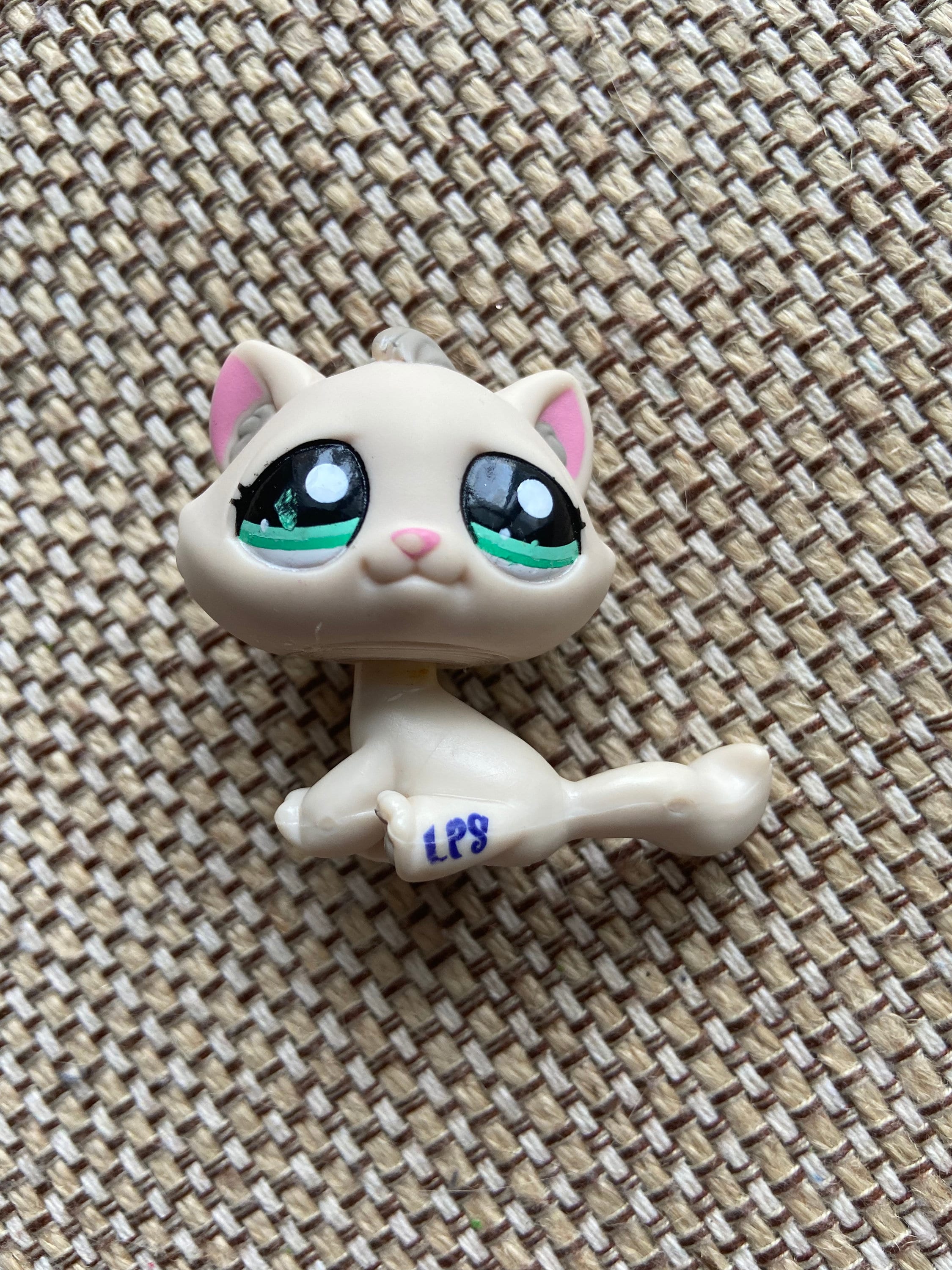 LPS Sitting Bon Bon Cat 2079 Littlest Pet Shop Travel Pet Cat Etsy Singapore