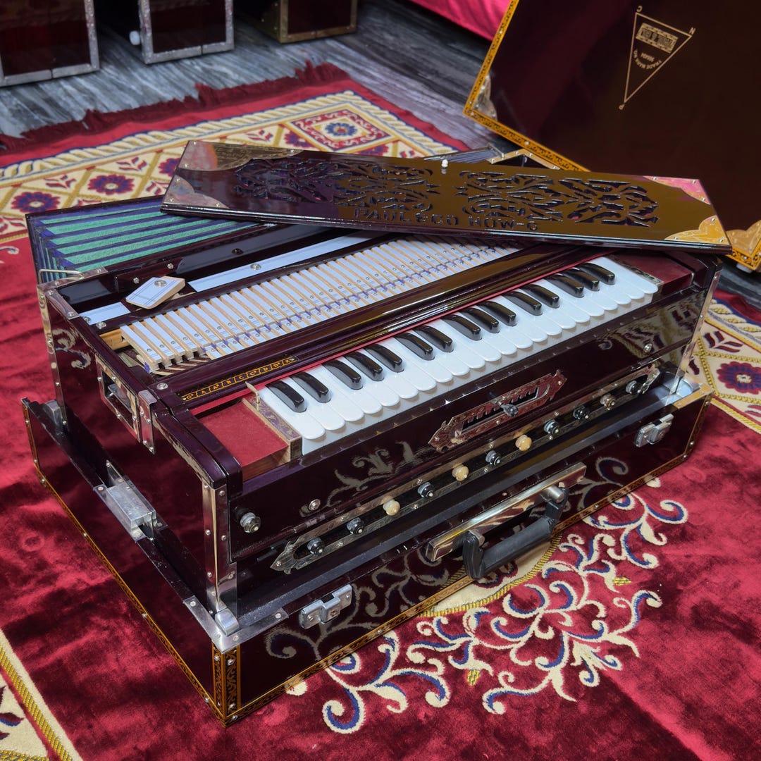 Original Paul & Co 3 Reed 9 Scale Changer Harmonium, Teak Wood, Dark ...