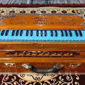 Professional 2 Line Portable Suitcase System Harmonium, teak wood, natural color, 440Hz/432Hz, 3.5 Octave, Premium Build