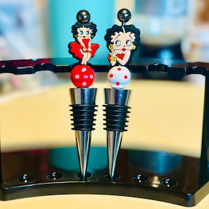 Girl Betty Beaded Wine Stopper, Betty Booo Inspired, Wine lover, house warming gift, gift for her