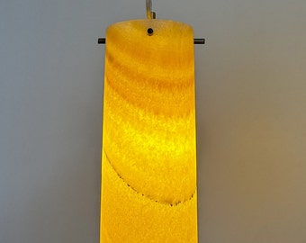 LÁMPARA COLGANTE DE ÓNIX. Accesorio redondo chapado en metal. Diseño de iluminación interior como iluminación del hogar, iluminación de granjas, piedra natural, lámpara de mármol.