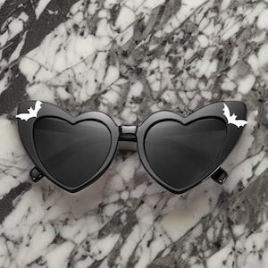 Retro Gothic Herzförmige Brille, Vintage Style, Dark Romance, Einzigartige Brille, Witchy Sonnenbrille, Fledermäuse