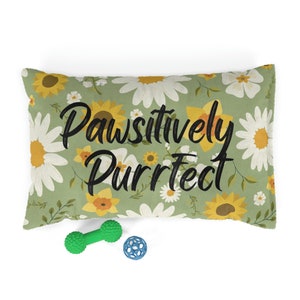 Pawsitively Purrfect - Cute Sunflower Pet Bed