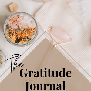 Peut inclure: Un fond brun et beige avec une forme triangulaire blanche au centre. Le texte "The Gratitude Journal" est en gras noir. En dessous du texte se trouve la phrase "SELF CARE & SELF LOVE JOURNAL".