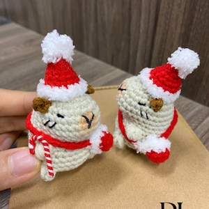 Crochet Christmas Capybara Keychain, Amigurumi Capybara, Crochet Funny Capybara Plush Toy Keychains, Mini Capybara With Santa Hat Cute Gifts