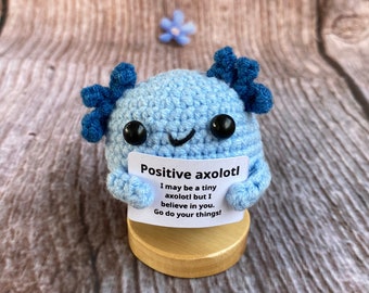 TOYMIS Giocattolo All'Uncinetto Axolotl, Kit Uncinetto Supporto Morbido Bambola Axolotl Uncinetto Giocattolo Edificante Giocattolo Per Maglieria Regali Per Decorazioni Per Feste In Ufficio (Blu