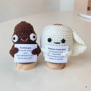 2 STÜCKE häkeln emotionale Unterstützung Poo/Toilettenpapier, positives Poo, positives Toilettenpapier, Schreibtischdekor, Mitarbeiter Geschenk, Aufmunterung Geburtstagsgeschenke