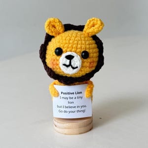 Funny Crochet Lion Positive With Desk Decorations, Emotional Support Lion Toy Plushies, Birthday Gift, Gifts For Children, Interesting Gifts