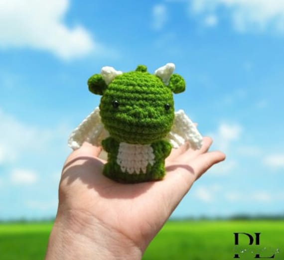Handmade Baby Dragon Crochet Keychain, Mini Dragon Crochet Plush Plushie Toy, Amigurumi Dragon Stuffed Toy, Crochet Cute Baby Dragon Gifts