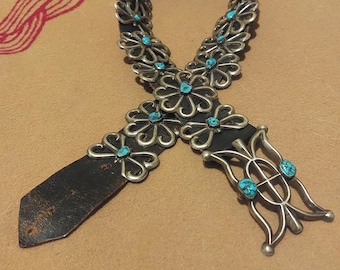Old Pawn Navajo Sand-cast Sterling Silver Royston Turquoise 