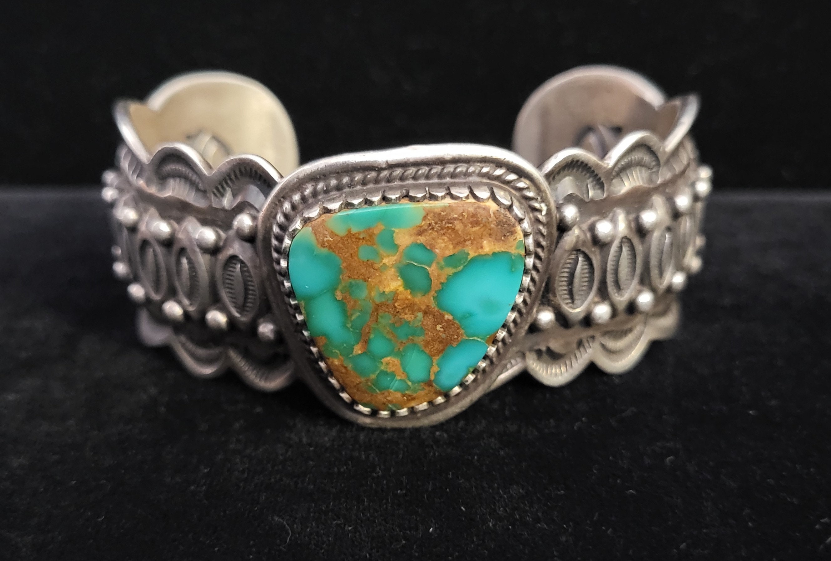 Roland Dixson Vintage Native American Navajo Signed Bisbee Turquoise Sterling Silver Heavy Cuff Roland Dixson Vintage Native American Navajo Signed Bisbee Turquoise Sterling Silver Heavy Cuff