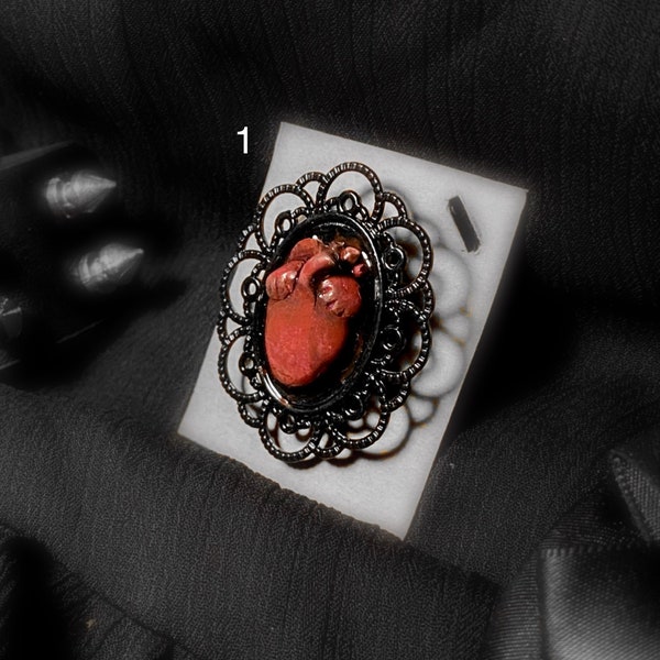 gothic heart pins, goth gore, gory blood, bloody easthetic, dark pin, eerie jewelry, scary horror, creepy heart, halloween anatomy, yandere
