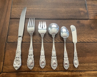 pc Heavy Gorgeously Ornate RICHELIEU INTERNATIONAL Sterling Silver  Setting w/ Round Bowl Soup Spoon Solid Butter Silverware Flatware Set