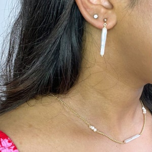 Aurora Pearl Earrings - classy, dainty freshwater pearls earrings in 925 sterling silver , dangling bridesmaid earrings, pearl drop earrings