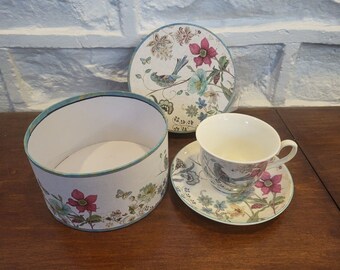 NIB set of 3 box set summer river porcelain tea cup and saucer w/ bird and flowers