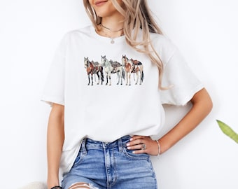 Cute Western Horses , Popular Horse Tee, Horse Lovers Shirt, Cute Women Western Sweatshirt, Cowgirl Gift, Trendy Hoodie