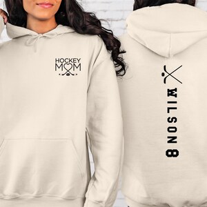 Custom Hockey Mom Sweatshirt, Hockey Mama Hoodie, Sports Mom Sweater, Gift Shirt For Sports Mom, Game Day Hoodie, Mother's Day Gift bild 2