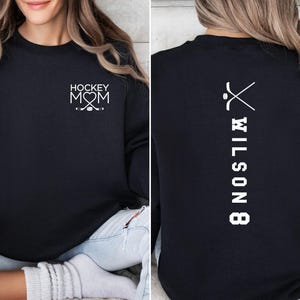 Custom Hockey Mom Sweatshirt, Hockey Mama Hoodie, Sports Mom Sweater, Gift Shirt For Sports Mom, Game Day Hoodie, Mother's Day Gift bild 1