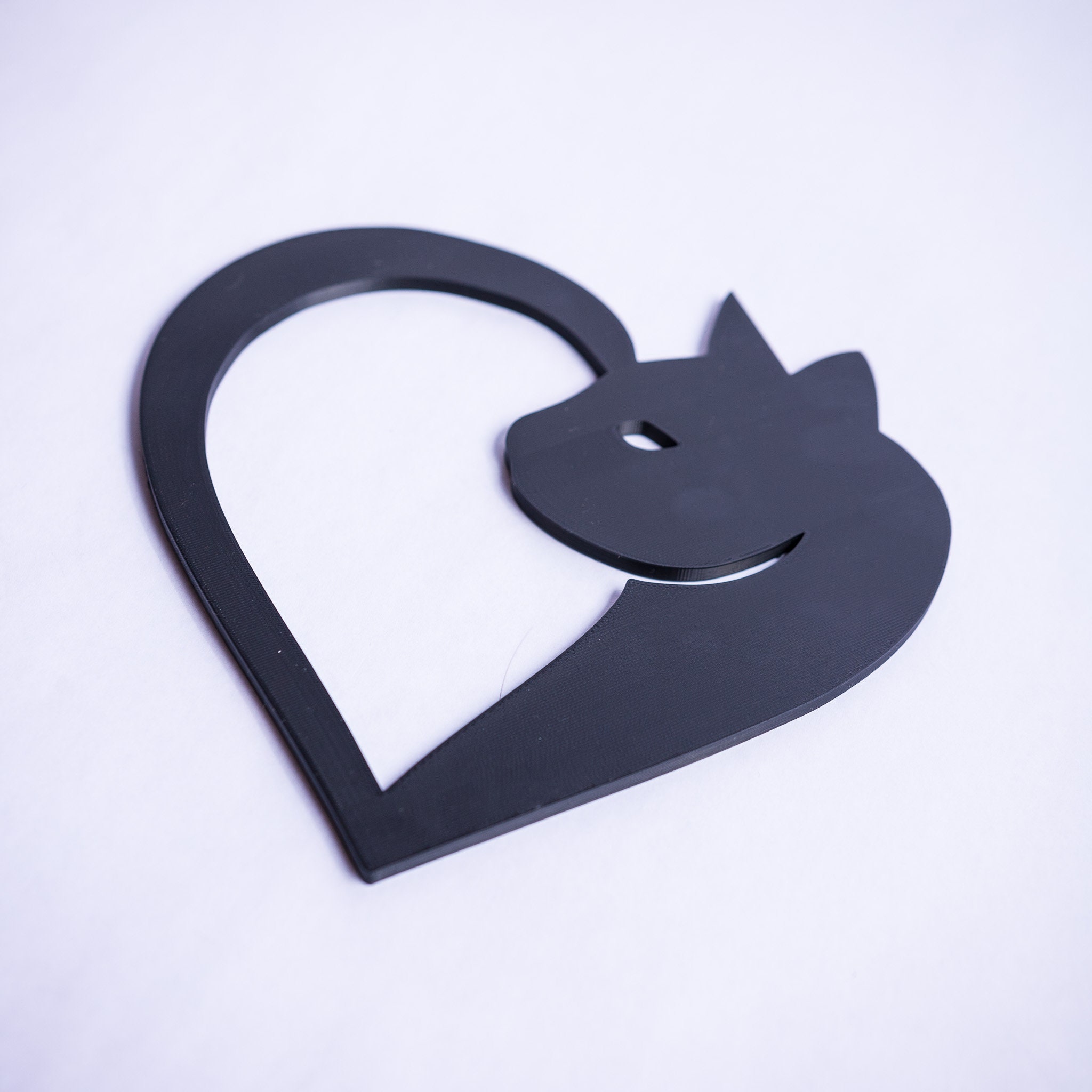 3D Printed Cat Heart Wall Hanger - PLA Decor