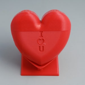 Heart Shaped Box with Stand - Store you Jewelry or anything small... very cute and great gift for the ladies!! 3D Printed - Color Choices!