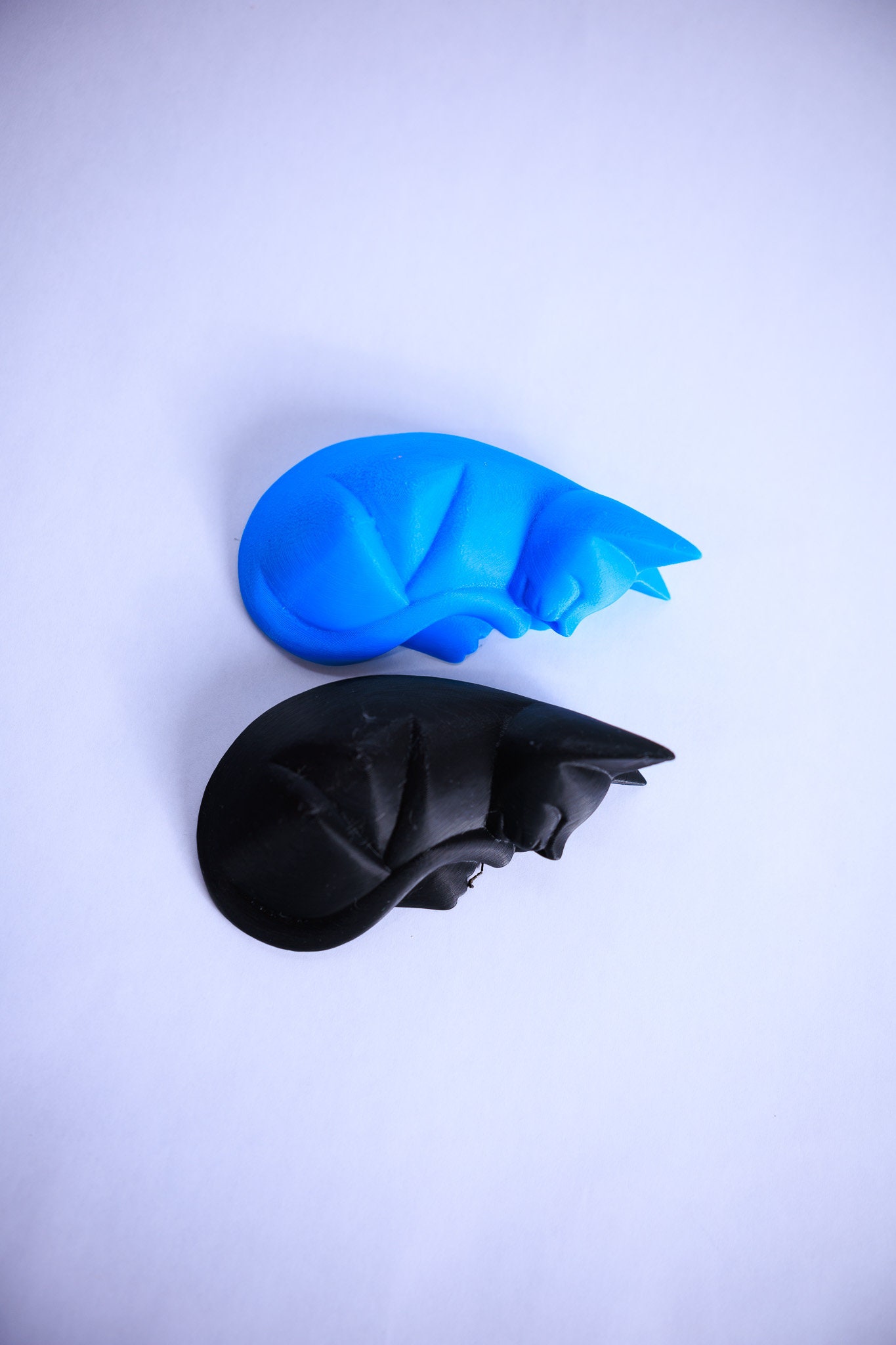 3D Printed Sleeping Cat Figurines – Set of 2, PLA Decor