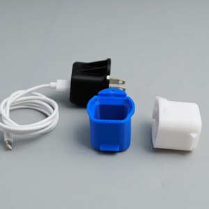 3D Printed iPhone Charger Lock: Anti-Loss Wire Dock (Set of 3)