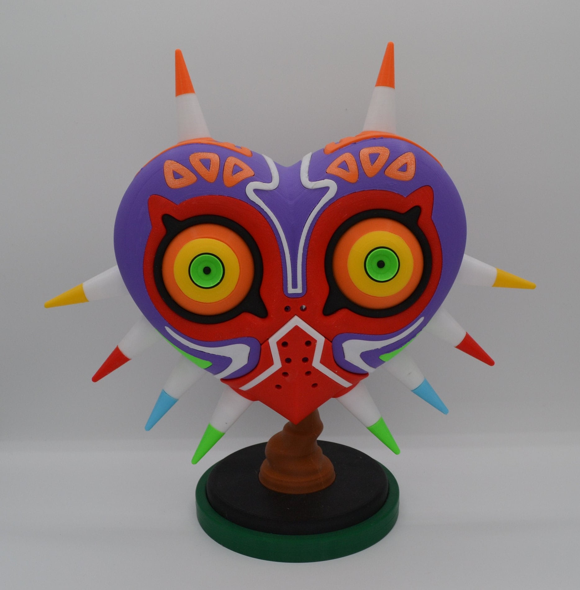 3D Printed Majora's Mask with Stand: Legend of Zelda Fan Art