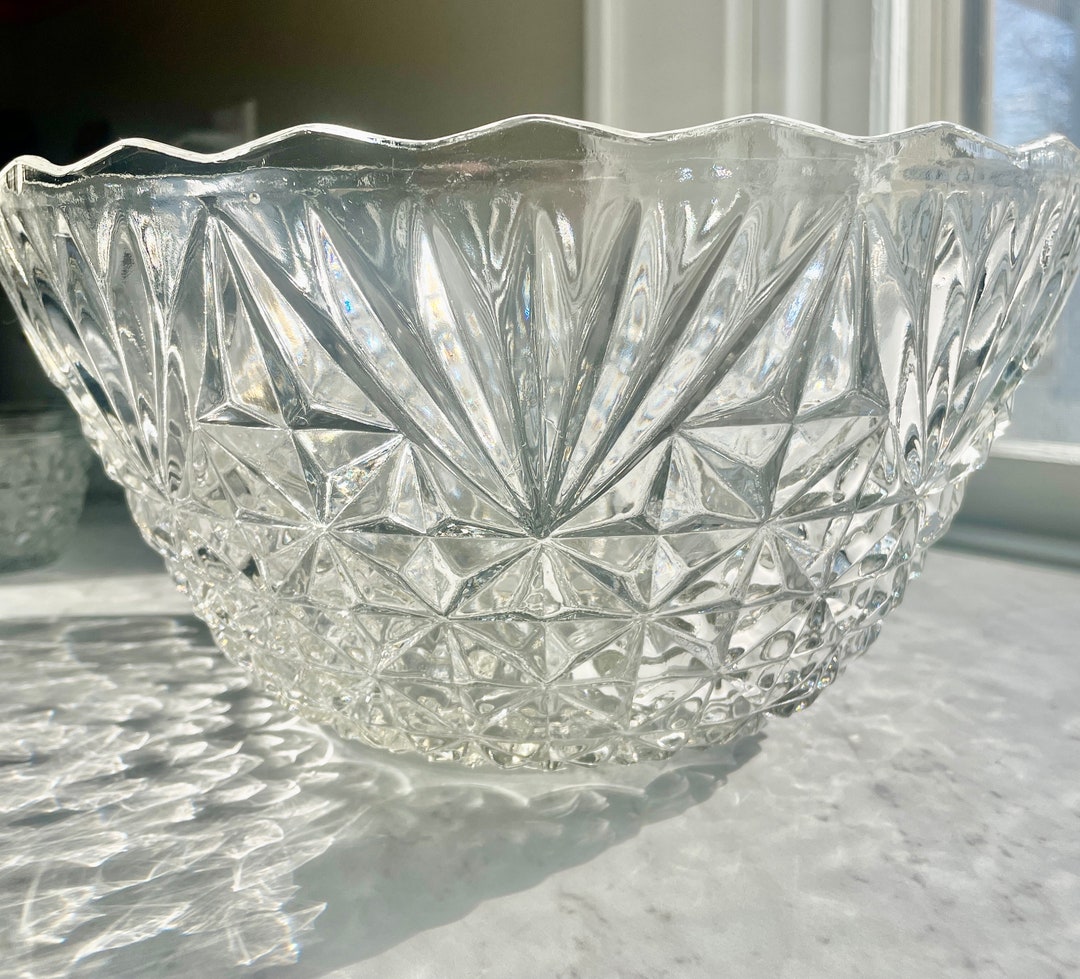 Vintage Glass Punch Bowl and Cups Etsy