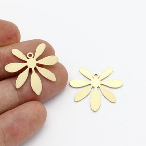 4 Pcs Raw Brass Flower Charms, Daisy Earrings, Brass Flower Pendant, Flower Connector, Earring Findings, Jewelry Supplies, 23x25mm, SH-1916