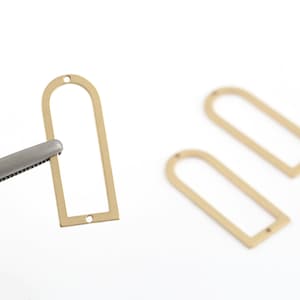 12Pcs Raw Brass D Shape Connector, D Shape Earring, D Shape Pendant, Arch Geometric Connector, Laser Cut Findings, 12x30mm, SH-643