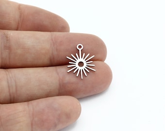 4 breloques soleil en acier inoxydable, pendentif soleil, boucles d'oreilles célestes, bracelet soleil en acier, boucle d'oreille breloque, accessoires en acier, 13 x 17 mm, SH-3088