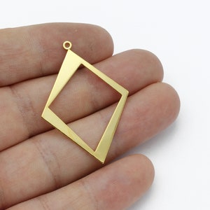 2 pcs 24k Gold Plated Triangle Connector, Hollow Triangle Charms, Triangle Earring, Geometric Connector, Gold Findings, 30x42mm, SH-1973