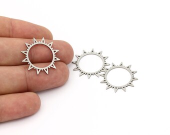 2 Pcs Pendentif charme soleil en acier inoxydable, charme Sunburst, boucles d’oreilles soleil en acier, bijoux soleil, pendentif céleste, résultats découpés au laser, SH-1456